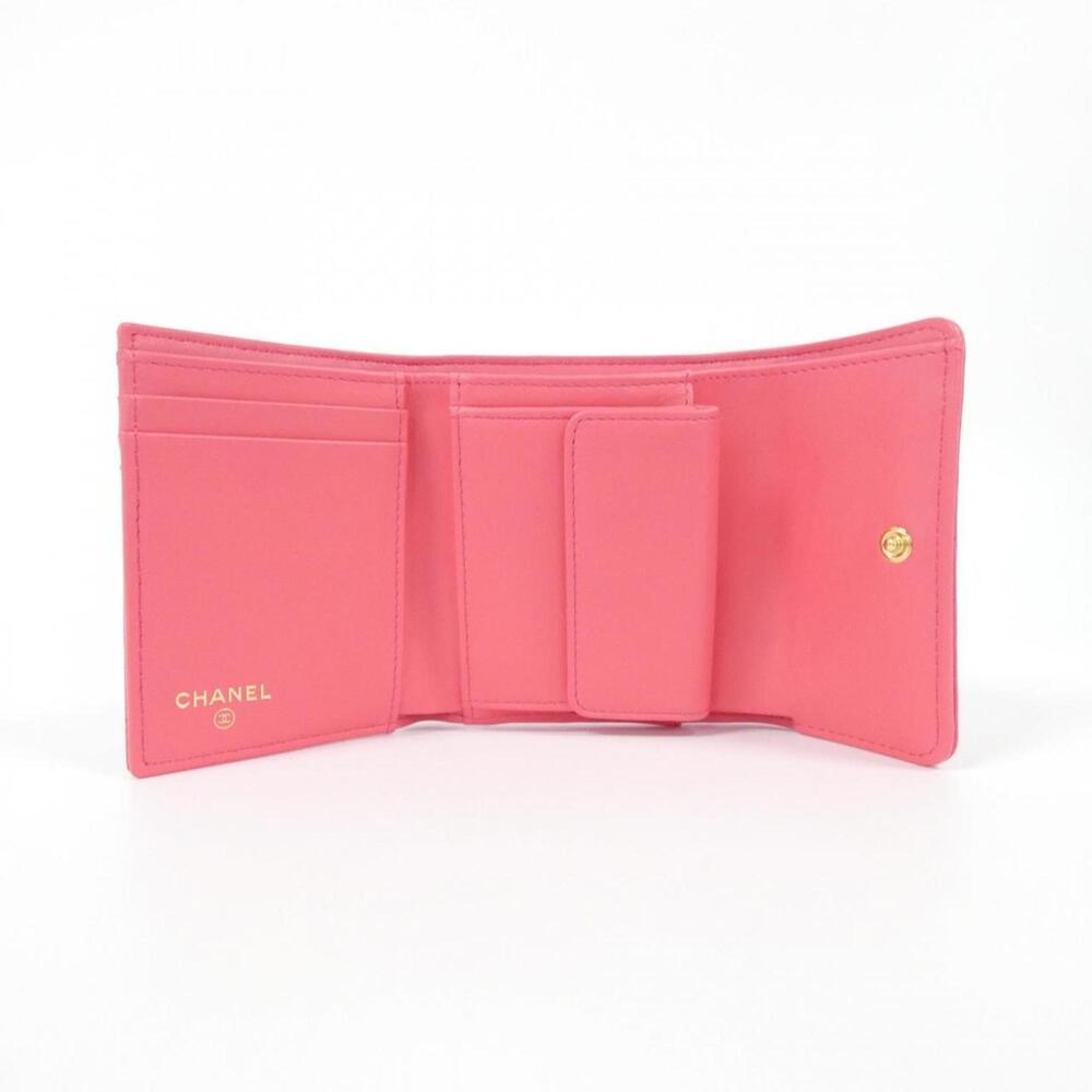 CHANEL Pink Wallet - Picture 6 of 9